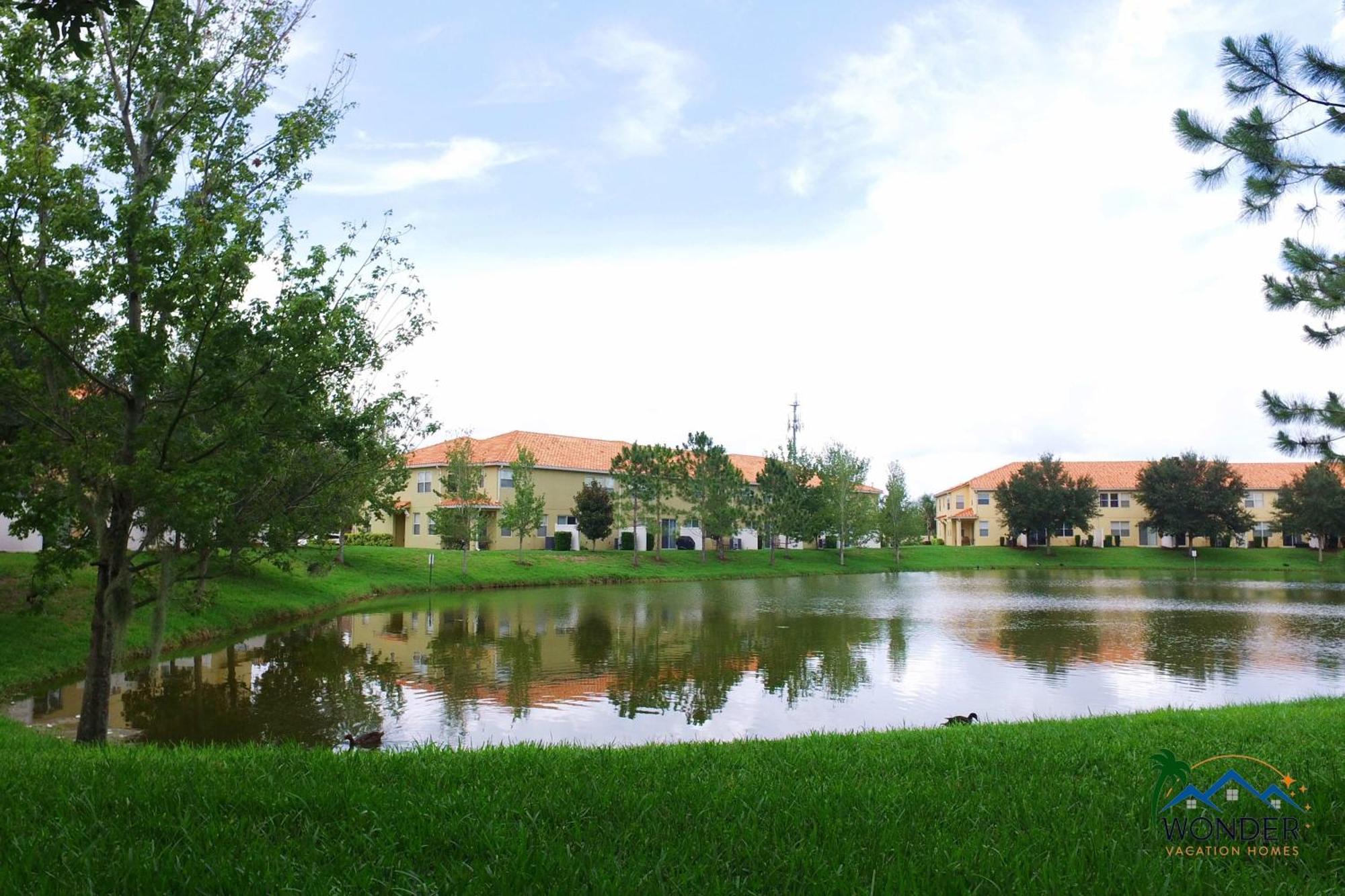 Four Bedrooms Townhome 5116 كيسيمي المظهر الخارجي الصورة