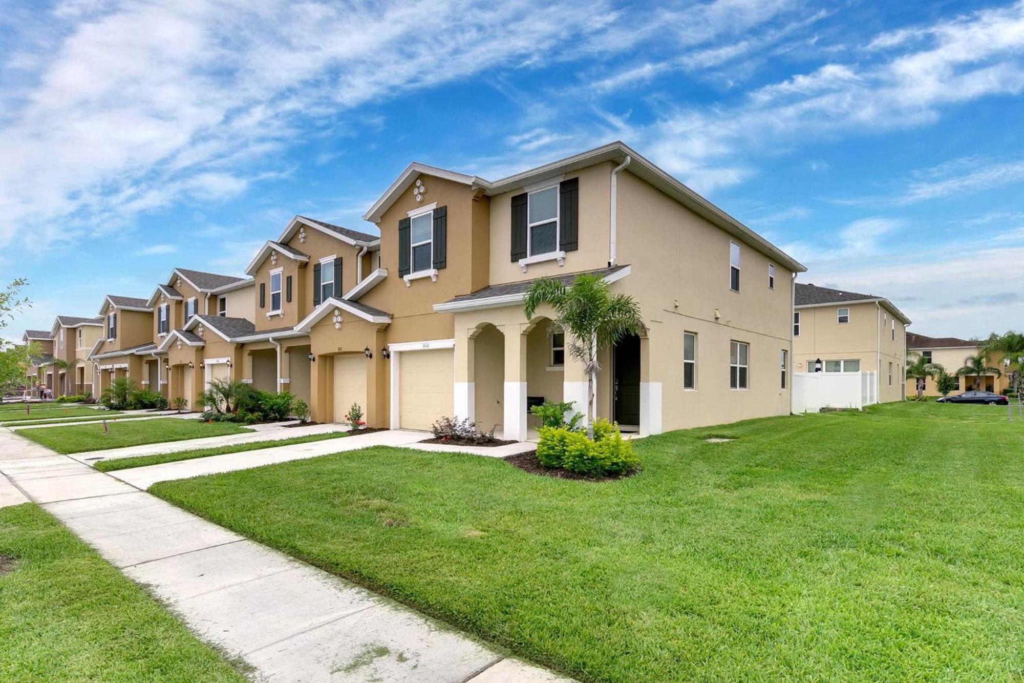 Four Bedrooms Townhome 5116 كيسيمي المظهر الخارجي الصورة